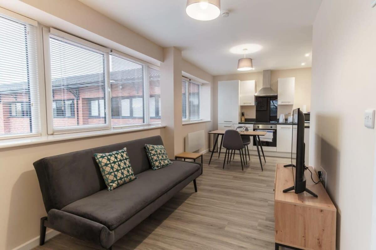 Fantastic 1 Bed Flat Manchester - Sleeps 3 エクステリア 写真