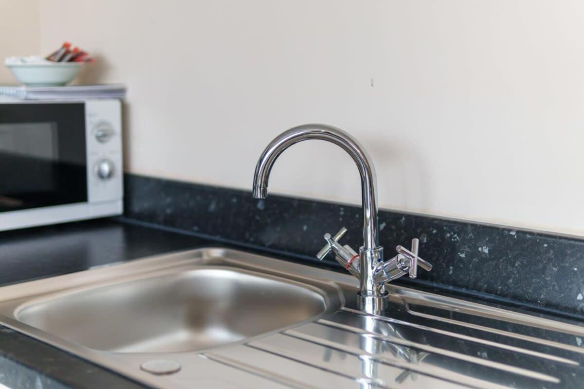 Fantastic 1 Bed Flat Manchester - Sleeps 3 エクステリア 写真