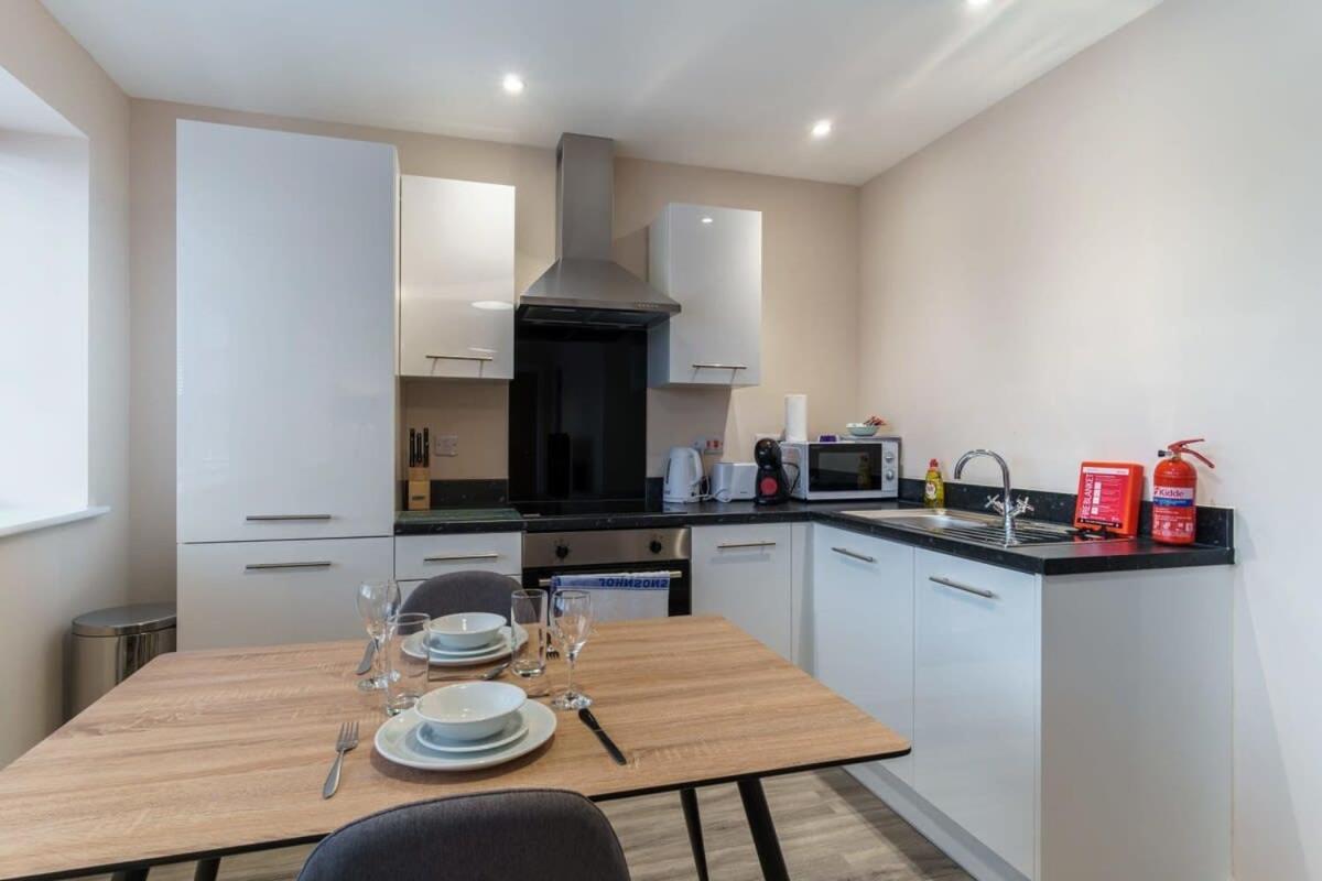 Fantastic 1 Bed Flat Manchester - Sleeps 3 エクステリア 写真